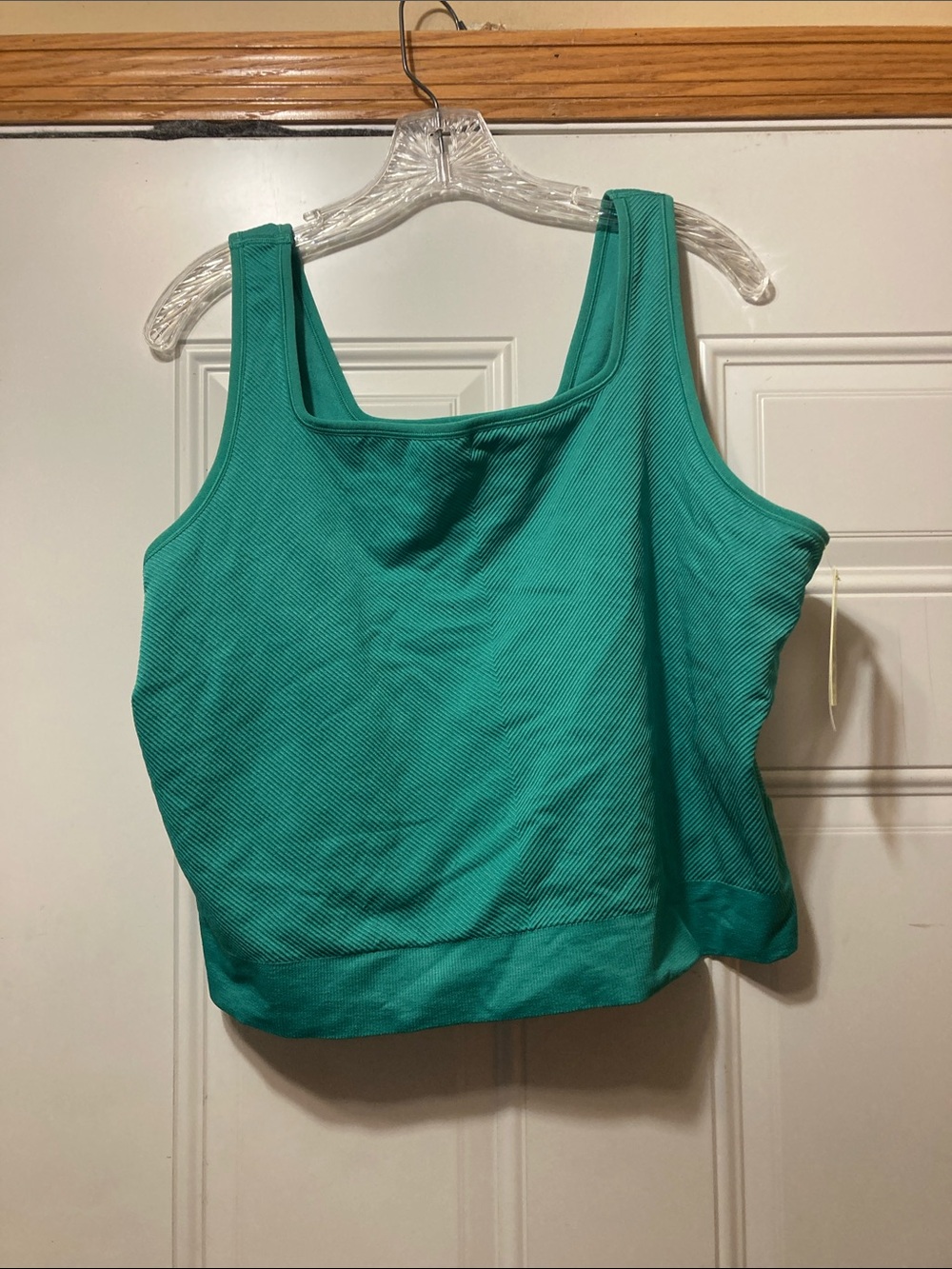 Women's Crop Tank Top - Comfortable Scoop Neck 4X NWT